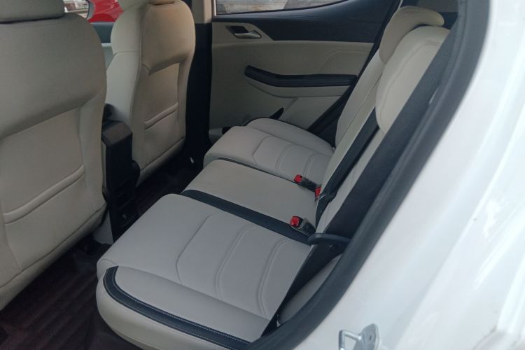 比亚迪 元Pro 2021款 401KM 豪华型中控内饰7004