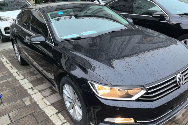 大众 迈腾 2018款 330TSI DSG 领先型车身外观3