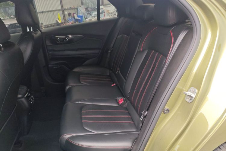 广汽传祺 影豹 2021款 270T DCT J15版中控内饰7004