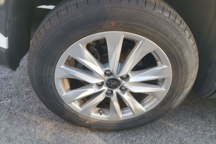 丰田 卡罗拉锐放 2022款 2.0L 先锋版车身外观6008