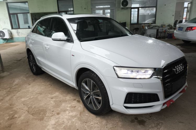 奥迪Q3 2018款 30 TFSI 时尚型典藏版车身外观3