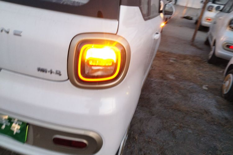 奔腾小马 2026款 222km 萌趣马 Plus车身外观9