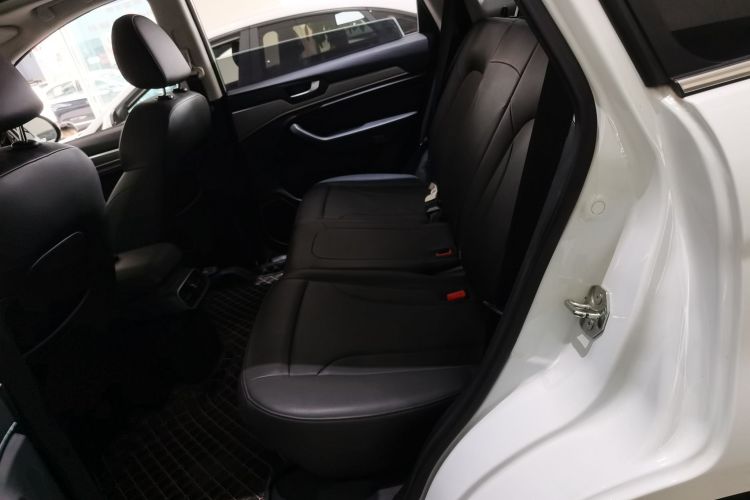 哈弗H6 2018款 蓝标 运动版 1.5T 自动两驱精英型中控内饰21