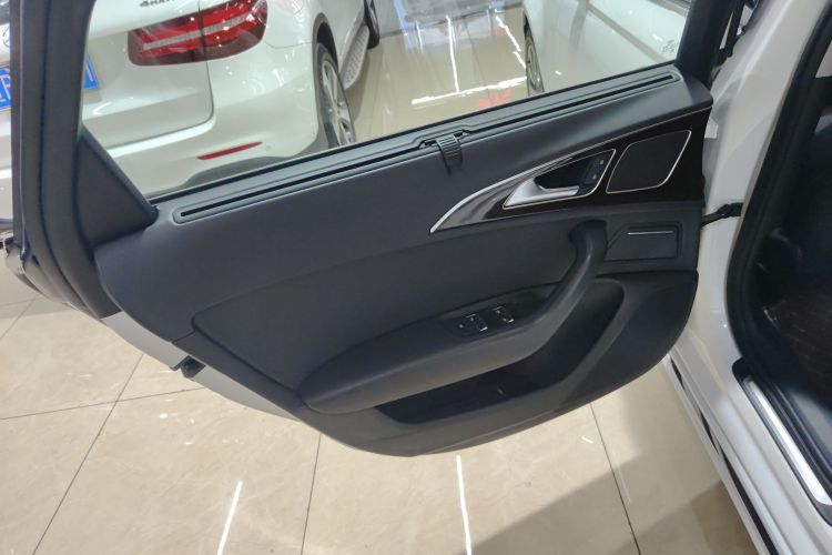 奥迪A6L 2017款 TFSI 舒适型中控内饰49