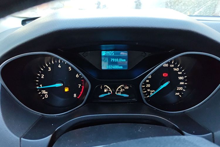 福特 福克斯 2018款 两厢经典 1.6L 自动舒适型智行版中控内饰15