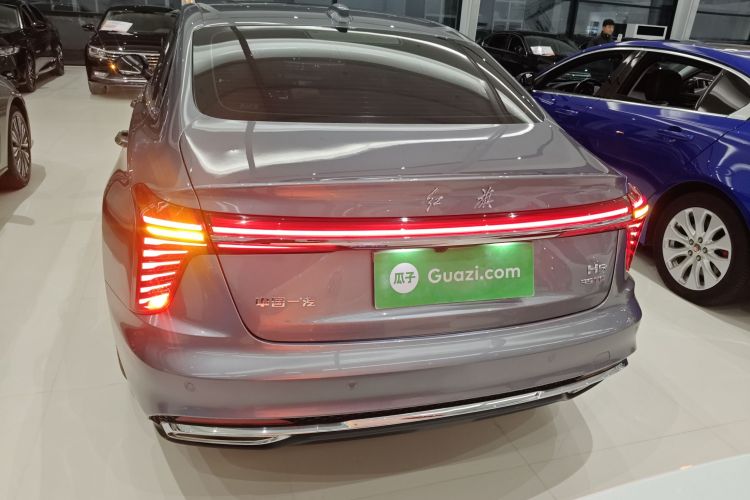 红旗H5 2023款 1.5T DCT智联旗韵版车身外观6