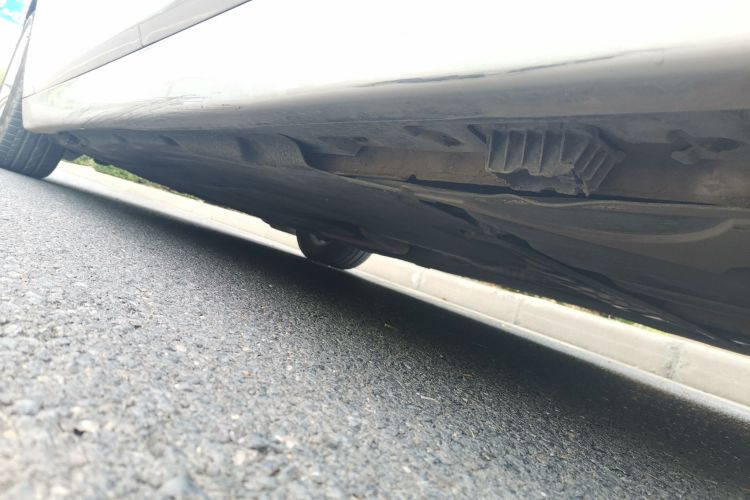 宝马5系 2014款 525Li 豪华设计套装局部细节9002