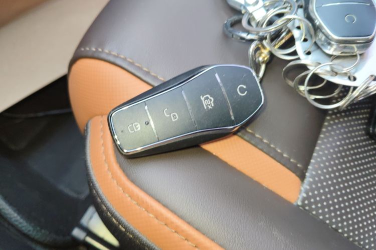 比亚迪e2 2021款 豪华型中控内饰11