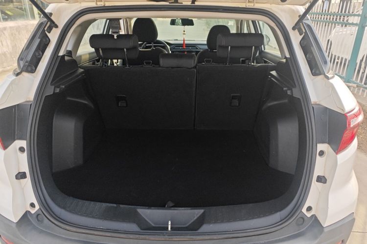 福特 领界 2019款 EcoBoost 145 CVT精领型 国VI机舱底盘23