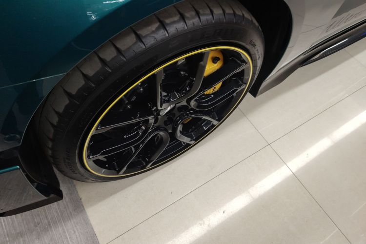 小米汽车 小米SU7 Ultra 2025款 Ultra车身外观6007