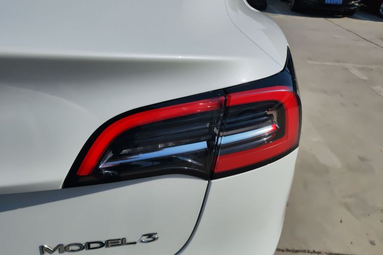 特斯拉 Model 3 2022款 后轮驱动版车身外观6002