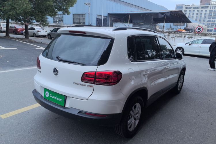 大众 途观 2015款 1.8TSI 手动两驱风尚版车身外观6005