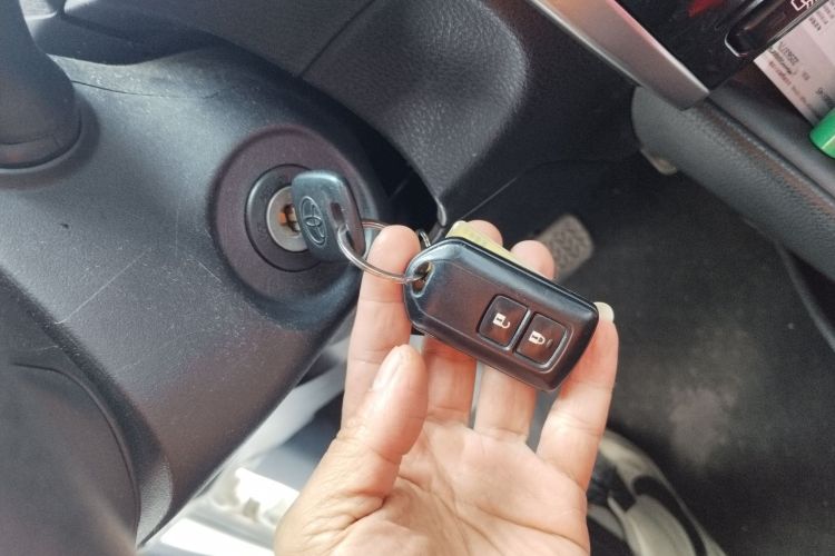 丰田 YARiS L 致享 2017款 1.5E CVT魅动版中控内饰7001