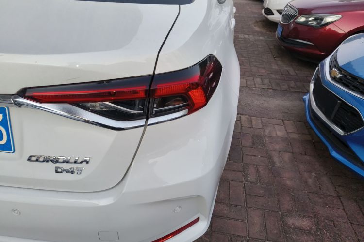 丰田 卡罗拉 2021款 1.2T S-CVT 豪华版车身外观9