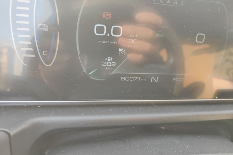 欧拉好猫 2021款 400km标准续航 维纳斯版 磷酸铁锂中控内饰15