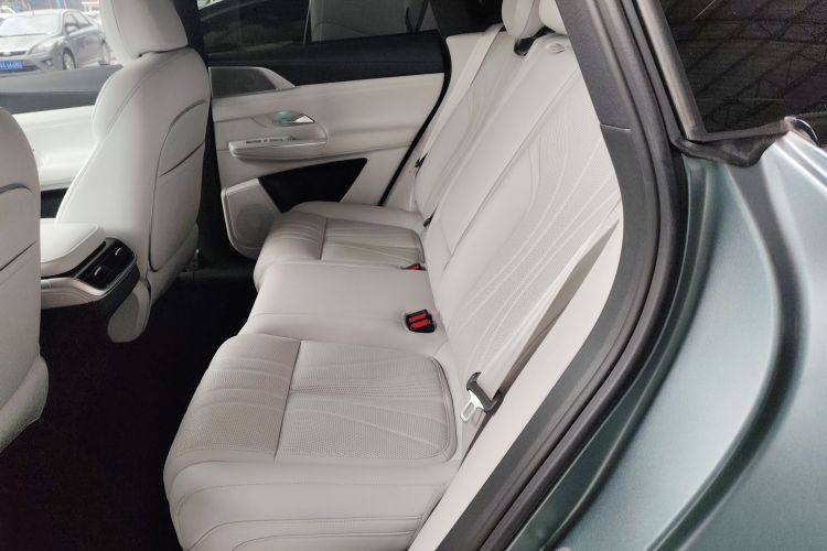 小鹏G9 2022款 570 Max中控内饰7004