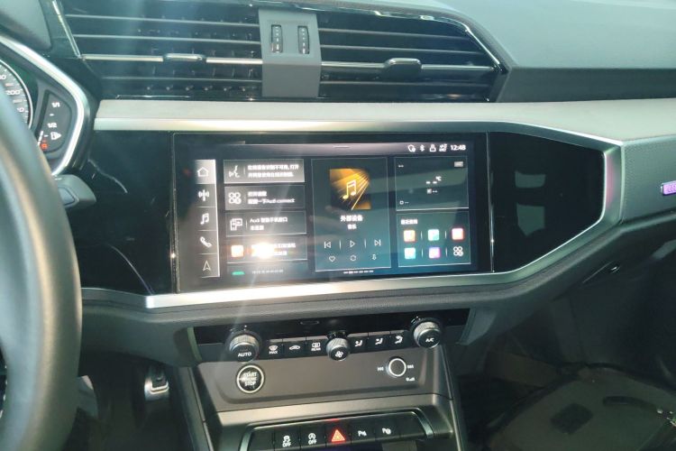 奥迪Q3 2024款 35 TFSI 时尚动感型中控内饰16