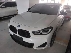 宝马X2 2021款 改款 xDrive25i 曜夜版