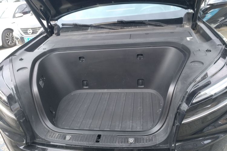 乐道L90 2025款 Ultra 六座版机舱底盘24