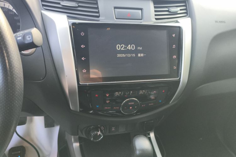 日产 途达 2020款 2.5L XL Upper 4WD 自动四驱豪华版中控内饰16