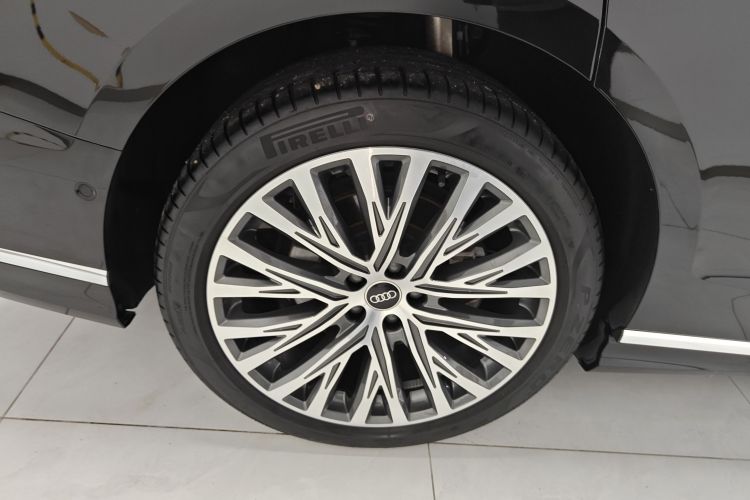 奥迪A8 2024款 A8L 50 TFSI quattro 臻选型车身外观6008