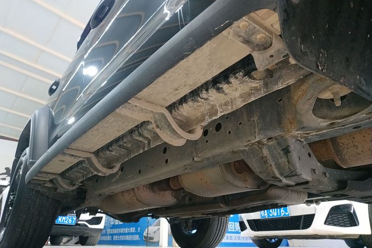 坦克300 2021款 越野版 2.0T 征服者局部细节9001