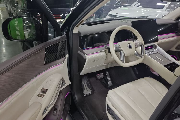 腾势N9 2025款 旗舰型中控内饰20