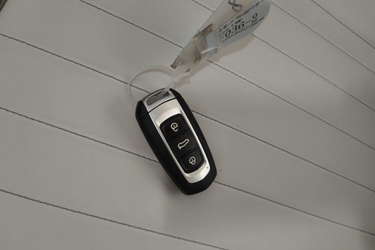 吉利银河 2025款 210km 熊猫骑士中控内饰11