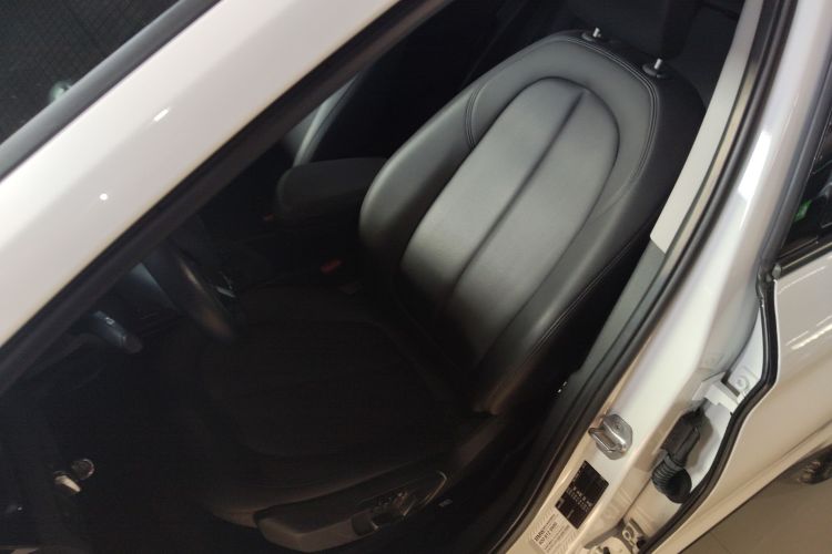 宝马X1 2018款 sDrive18Li 时尚型局部细节19