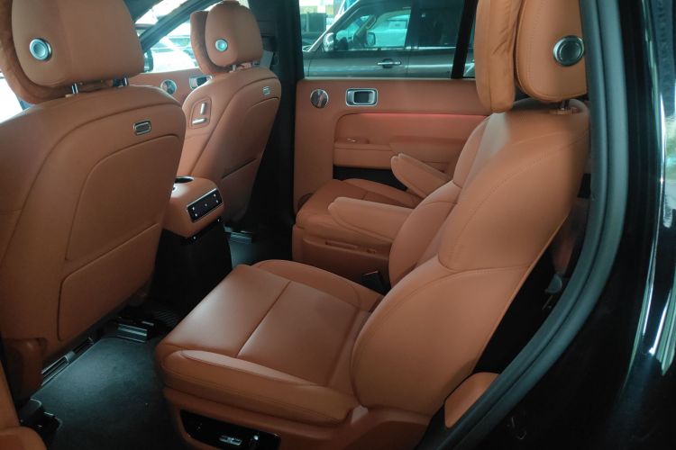 理想汽车 理想L9 2025款 Ultra 智能焕新版中控内饰7004