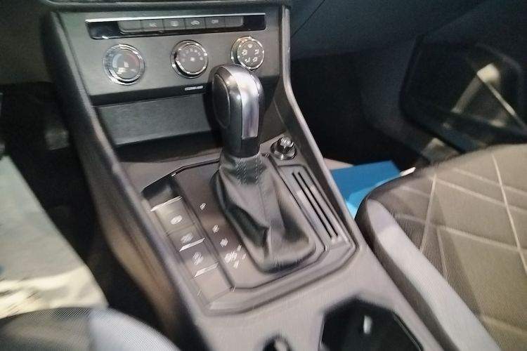 大众 朗逸 2023款 1.5L 自动得逸版中控内饰18