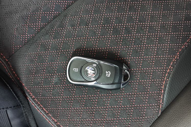 别克 威朗 2023款 Pro GS 疾风版中控内饰11