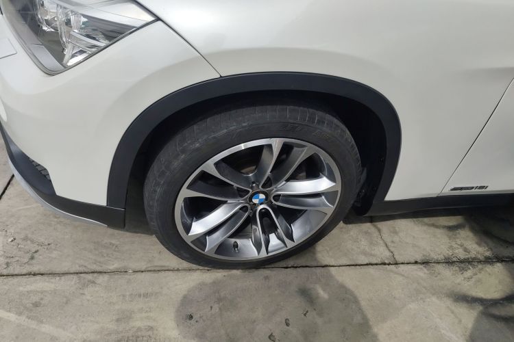 宝马X1 2015款 sDrive18i 领先晋级版车身外观6002