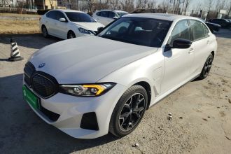 宝马i3 2025款 eDrive 40 L 曜夜套装