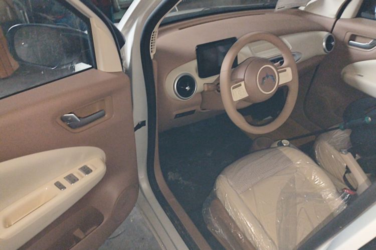 五菱汽车 宏光MINIEV 2025款 四门版 进阶款中控内饰20