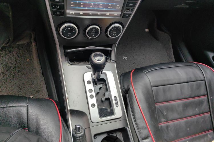 马自达6 2013款 2.0L 自动时尚型局部细节18