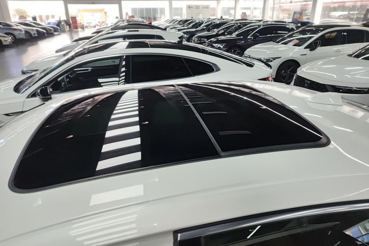 沃尔沃S90 2025款 B5 智逸豪华版局部细节57