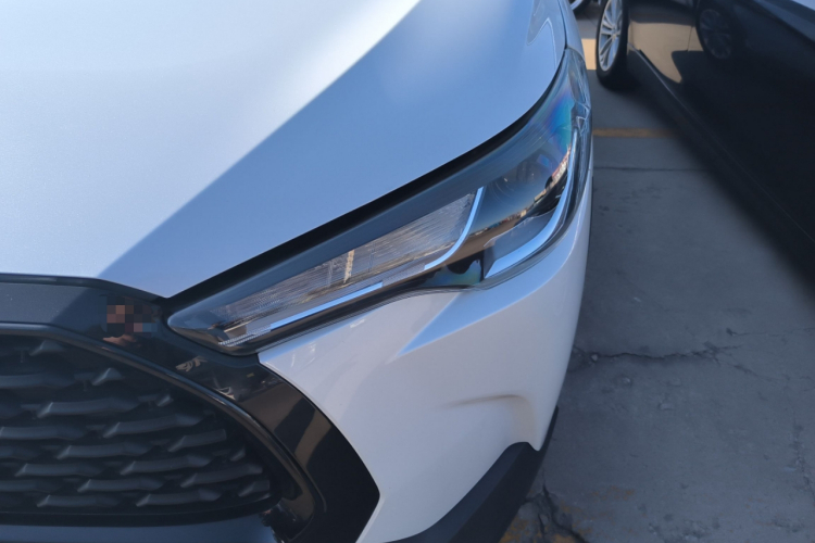 丰田 卡罗拉锐放 2023款 2.0L 精英版局部细节36