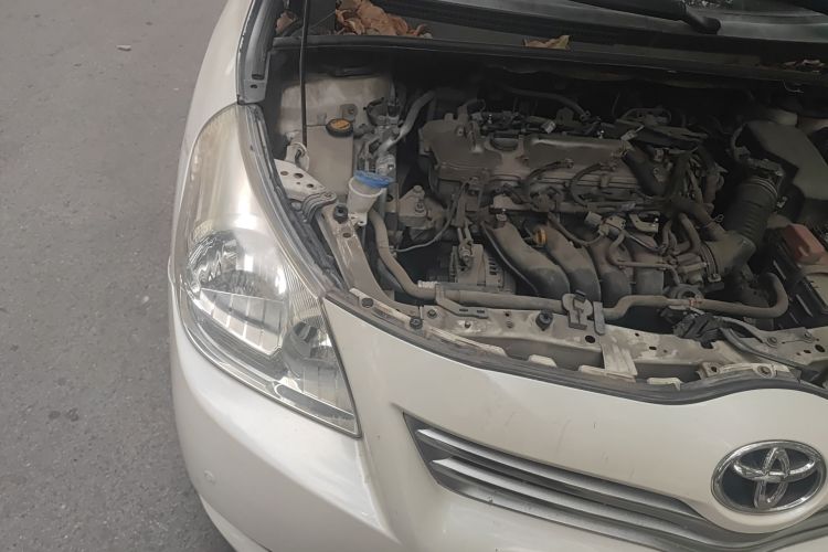 丰田 逸致 2011款 180G CVT舒适版局部细节9006