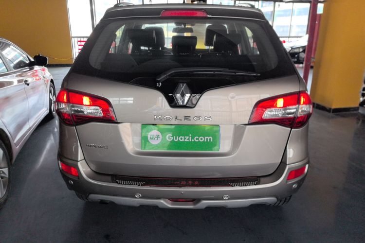 雷诺 科雷傲(进口) 2014款 改款 2.0L 两驱时尚版车身外观6004