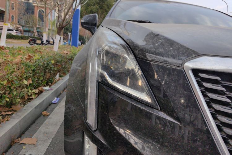 凯迪拉克XT5 2021款 28T 豪华型车身外观8