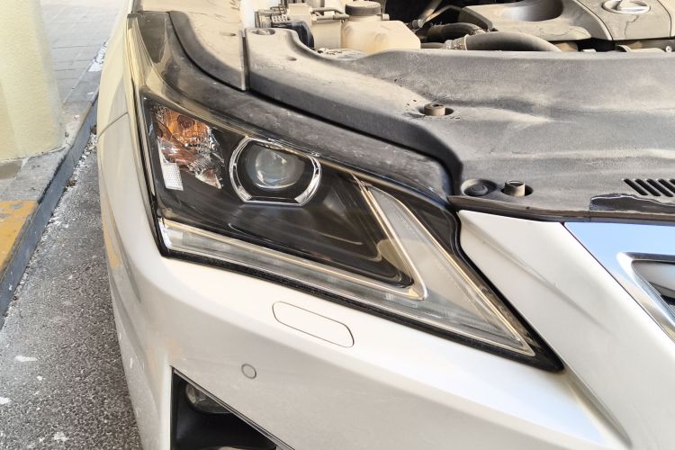 雷克萨斯RX 2016款 300 两驱精英版 国V车身外观8