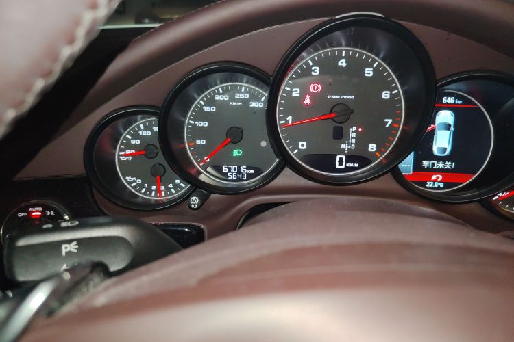 保时捷 2014款 Panamera 4 3.0T中控内饰15