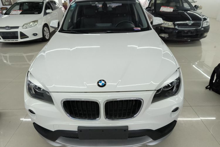 宝马X1 2014款 sDrive18i 时尚型车身外观2