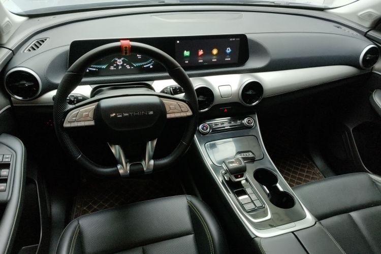 东风风行 风行T5 EVO 2024款 狂飚版 1.5TD DCT铂金款中控内饰12