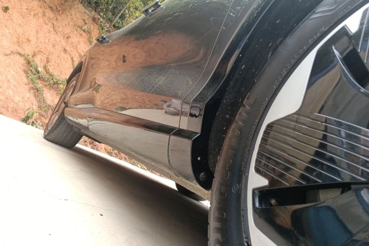 智己汽车 智己LS7 2023款 90kWh Elite后驱版局部细节9001