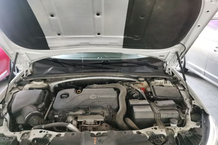 别克 君威 2019款 20T 精英型 国VI局部细节24