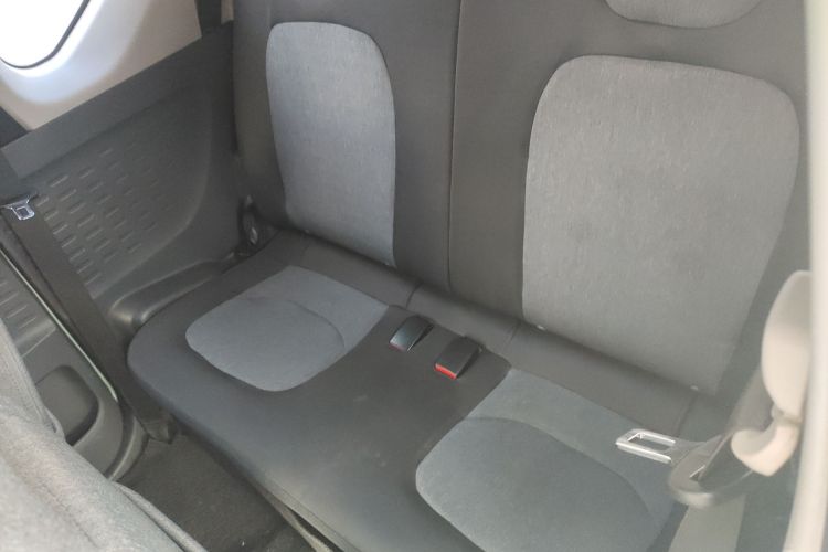 五菱汽车 宏光MINIEV 2021款 马卡龙臻享款 磷酸铁锂中控内饰21