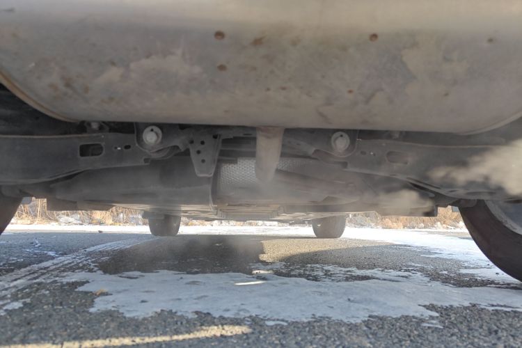 丰田C-HR 2018款 2.0L 领先天窗版 国V局部细节9009