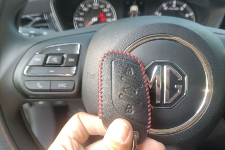 名爵 MG5 2023款 180DVVT CVT风尚版中控内饰11